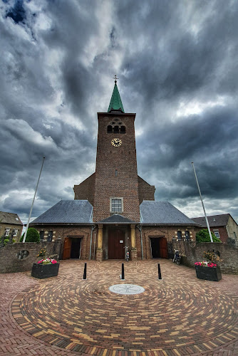 Sint-Clemenskerk in Hulsberg | Uitvaartverzorger | Vergelijk tarieven