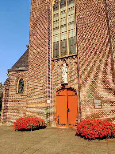 Sint Plechelmus kerk in Deurningen | Uitvaartonderneming | Eerlijk en transparant