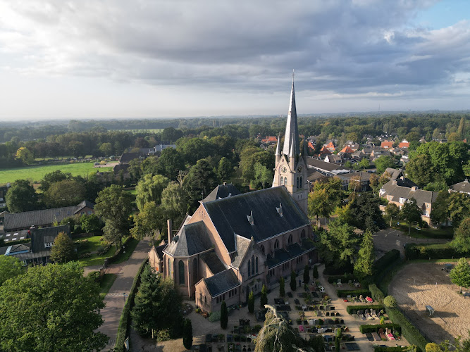 Sint VitusKerk Blaricum | Uitvaartcentrum | Vind de beste uitvaartondernemer