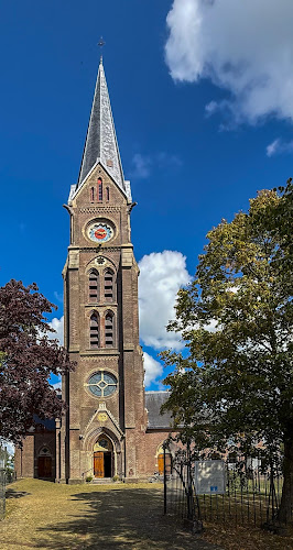 Sint Vituskerk in Blauwhuis | Uitvaartzorg | Onafhankelijk vergelijker