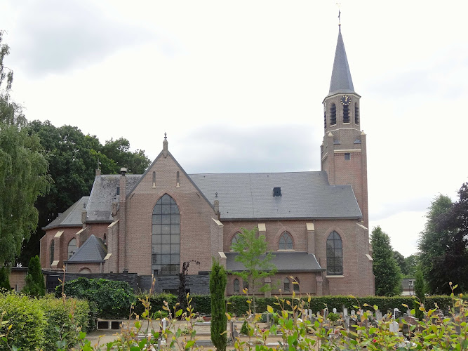 Sint-Willibrordkerk in Olst | Uitvaartonderneming | Keuzehulp uitvaartzorg