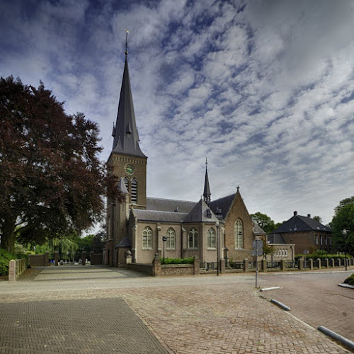 Sint-Willibrorduskerk in Riethoven | Uitvaartonderneming | Vind de juiste uitvaartondernemer
