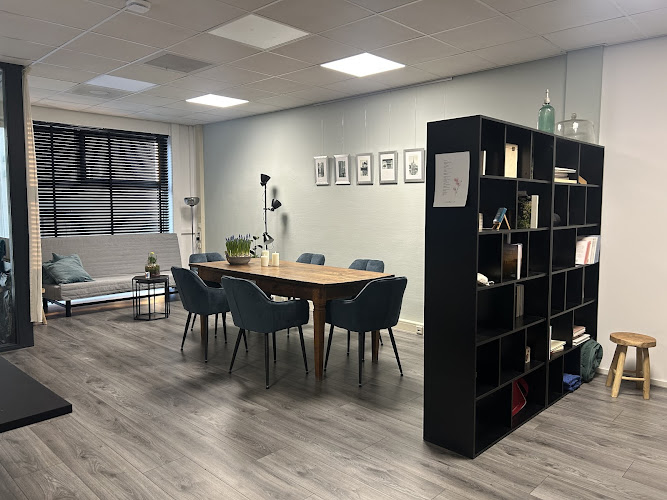 Solace Uitvaartbegeleiding in Gouda | Uitvaartverzorger | Wij helpen u kiezen