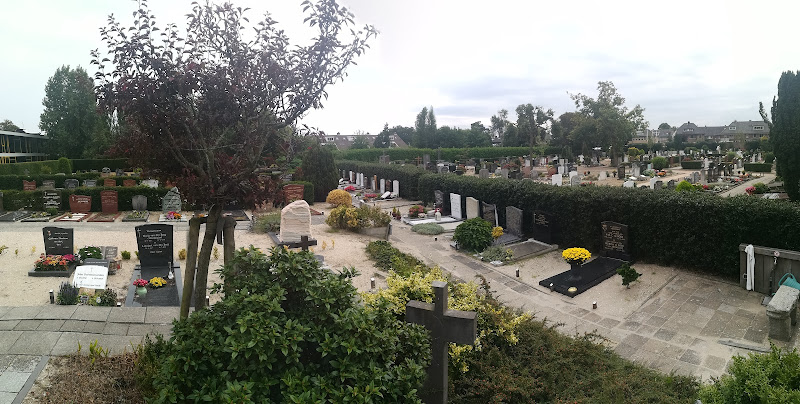 St. Martinuskerkhof in Hillegom | Uitvaartverzorger | Uw zorggids in de regio