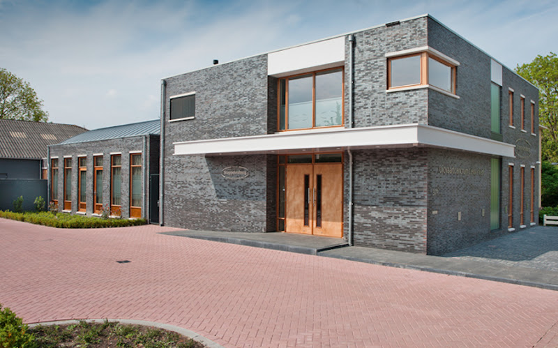 Stoppelenburg Uitvaartverzorging Lekkerkerk | Uitvaartbegeleider | Keuzehulp uitvaartzorg