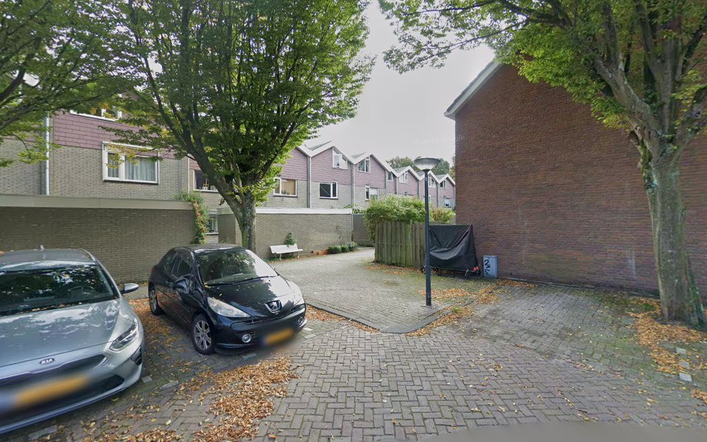 Thea Dijkstra Uitvaartbegeleiding in Leiden | Afscheidsbegeleider | Vind de beste uitvaartondernemer