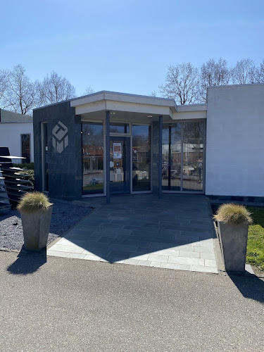 Timmerman Natuursteen in Nieuwerkerk | Uitvaartonderneming | Vind de juiste uitvaartondernemer