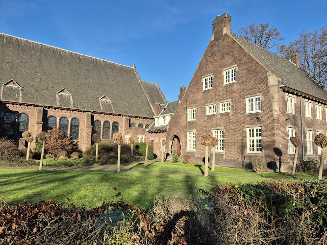 Uitvaart Brunssum | Uitvaartonderneming | Vergelijk en bespaar