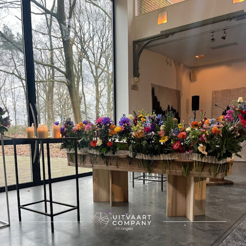 Uitvaart Company in Zevenbergen | Uitvaartonderneming | Vergelijk eerlijk