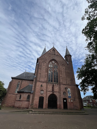 Uitvaart in Enschede | Uitvaartonderneming | Vergelijk zorg & tarieven