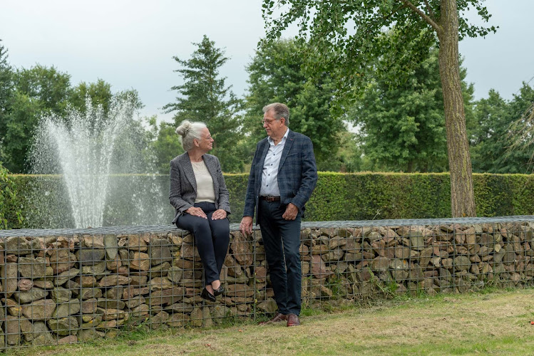Uitvaart Uitendaal in Haarlem | Uitvaartonderneming | Transparant en eerlijk
