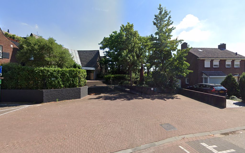 Uitvaartbegeleiding Bob Noten in Grubbenvorst | Uitvaartonderneming | Vergelijk zorg & tarieven