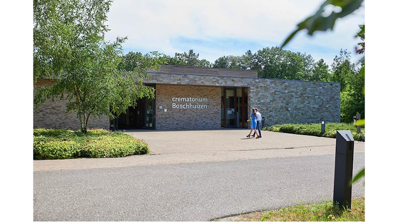 Uitvaartcentrum Boschhuizen in Oostrum | Uitvaartonderneming | Vergelijk eerlijk
