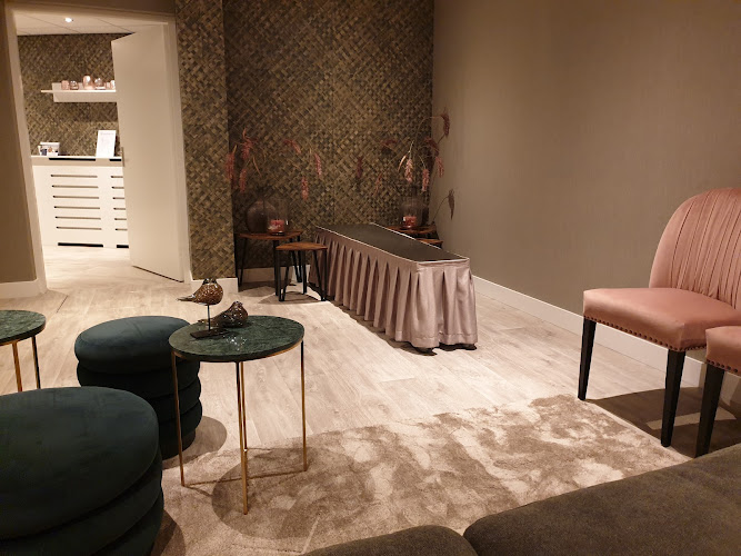 Uitvaartcentrum Dekker Bergen in Bergen (NH) | Uitvaartzorg | Uw gids voor uitvaarten