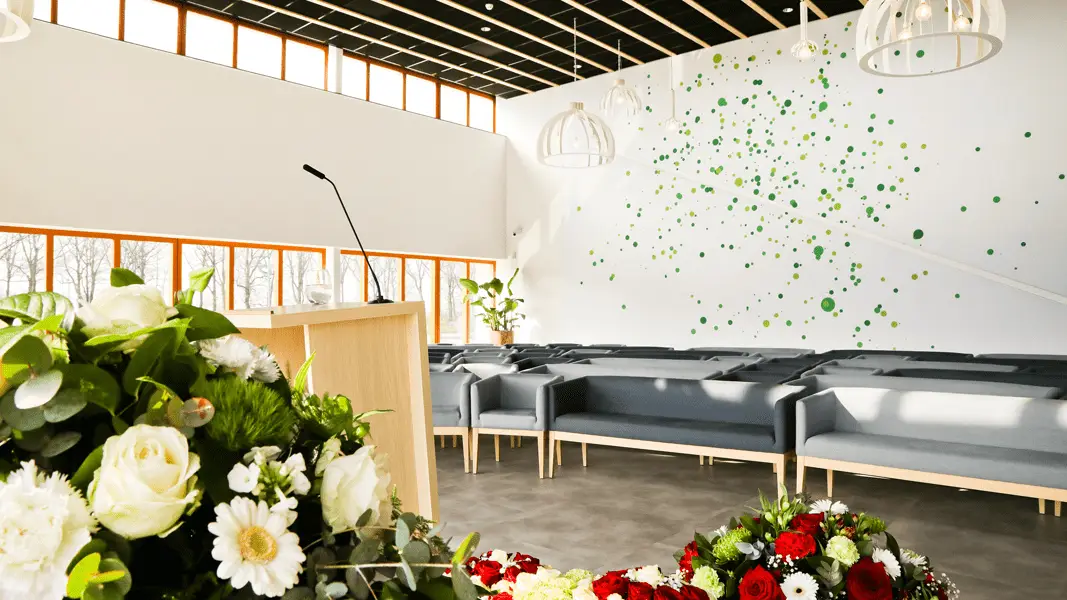 Uitvaartcentrum Hulzebus Uitvaartverzorging in Groningen | Uitvaartbegeleider | Transparante tarieven