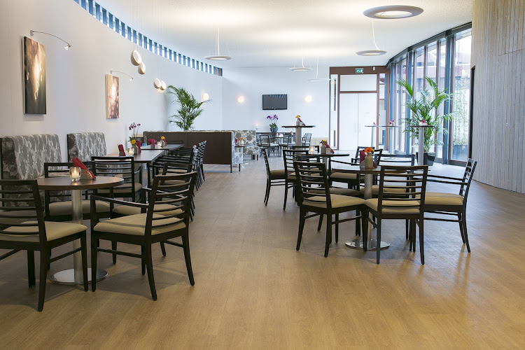 Uitvaartcentrum Iepenhof in Delft | Uitvaartzorg | Bespaar door transparantie