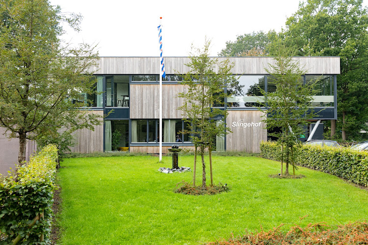 Uitvaartcentrum Slingehof B.V. in Drachten | Afscheidsbegeleider | Uw keuzehulp