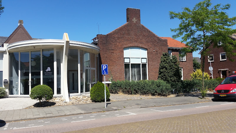 Uitvaartcentrum Waddinxveen | Uitvaartonderneming | Transparant en eerlijk