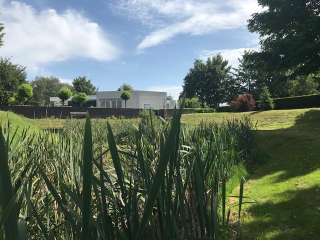 Uitvaartcentrum Weesp | Uitvaartbegeleider | Vergelijk aanbieders in de regio