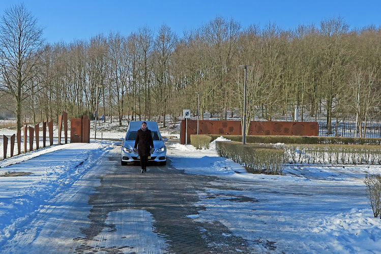 Uitvaarten vanuit het hart in Pijnacker | Uitvaartonderneming | Wij helpen u kiezen
