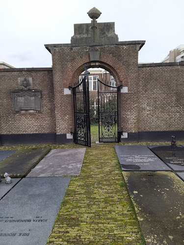 Uitvaartenzo in Den Haag | Uitvaartonderneming | Transparant en eerlijk