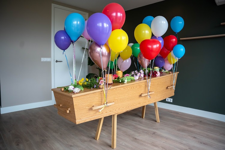 Uitvaartondernemer - Uitvaartverzorging in Alkmaar | Uitvaartverzorging | Transparante dienstverlening