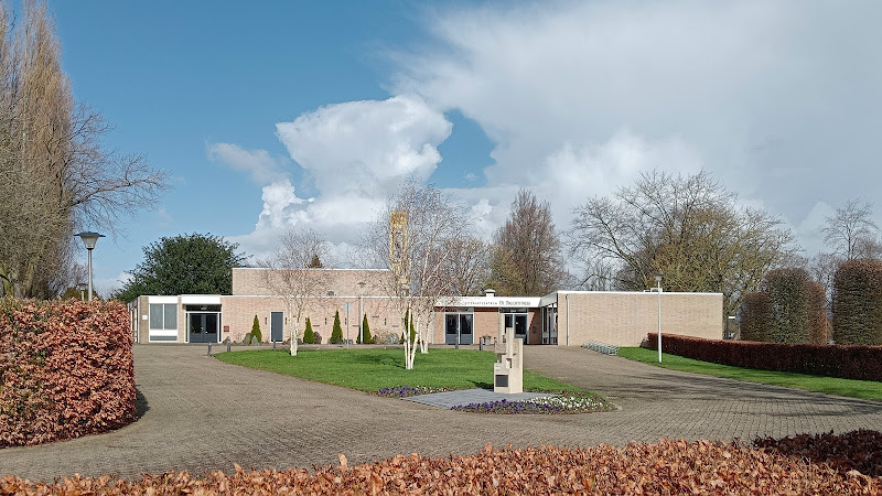 Uitvaartonderneming De Drechtstreek in Papendrecht | Uitvaartonderneming | Uw gids voor uitvaarten