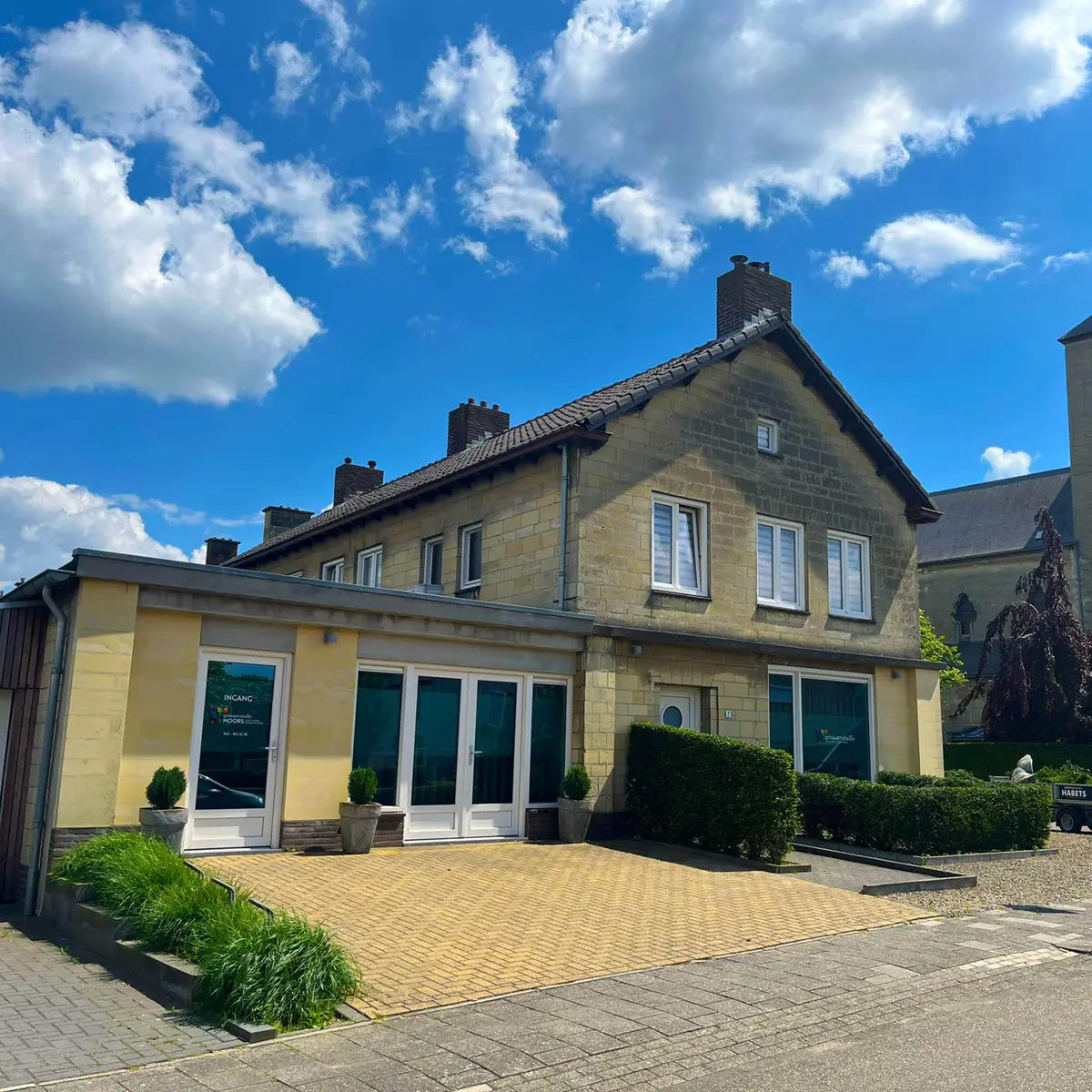 Uitvaartvereniging Trijnwouden in Burdaard | Uitvaartbegeleider | Uw zorggids in de regio