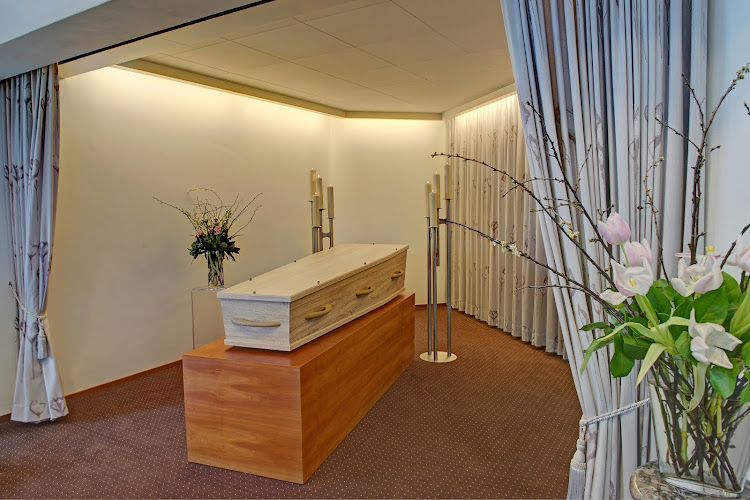 Uitvaartverzorging De Bevelanden - bijkantoor in 's-Gravenpolder | Uitvaartzorg | Transparante dienstverlening