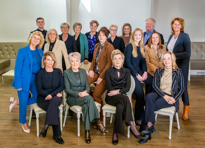 Uitvaartverzorging Pieter Dekker Alkmaar | Uitvaartbegeleider | Uw zorggids in de regio