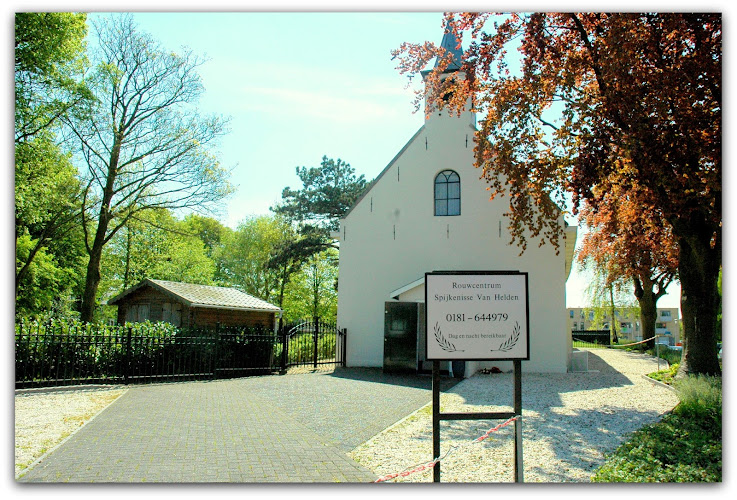 Uitvaartverzorging Spijkenisse Van Helden V.O.F. | Uitvaartzorg | Vergelijk en bespaar
