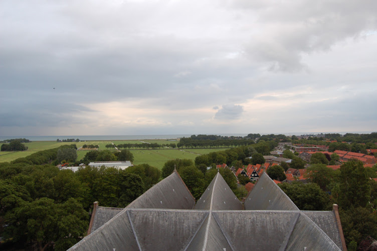 Uitvaartverzorging U.E.V. in Edam | Afscheidsbegeleider | Bespaar door transparantie
