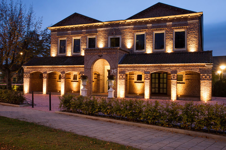 Uitvaartzorg Bollenstreek in Lisse | Uitvaartonderneming | Bespaar door transparantie