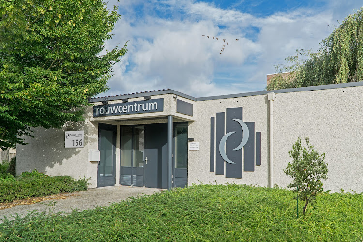 Uitvaartzorg Coppens Brens in Etten-Leur | Afscheidsbegeleider | Wij helpen u kiezen