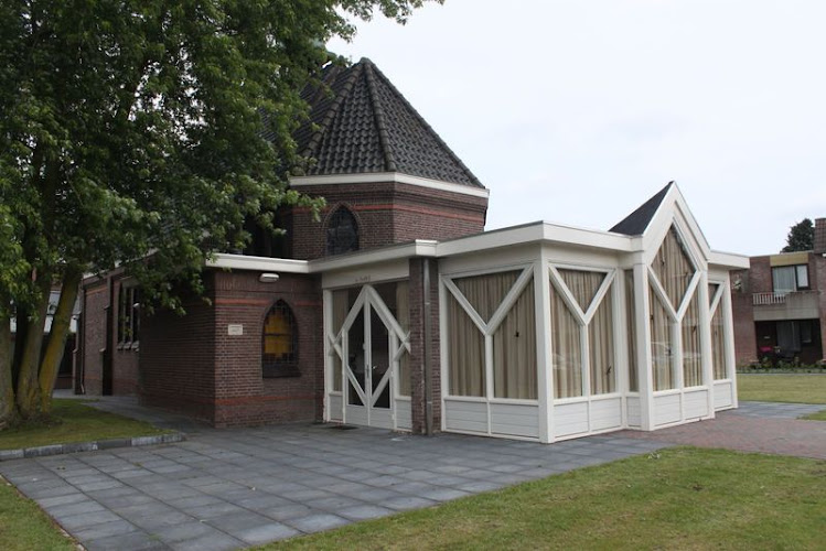 Uitvaartzorg van de Kerkhof in Helmond | Uitvaartonderneming | Vind passende begeleiding