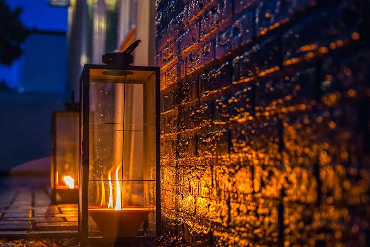 Valé Uitvaartzorg in Dronten | Uitvaartbegeleider | Vergelijk tarieven