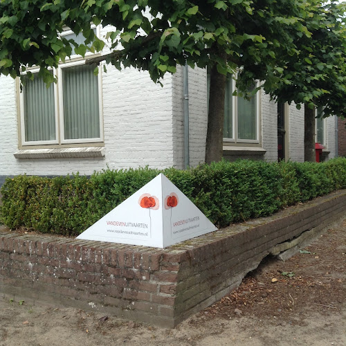 Van de ven uitvaarten in Veldhoven | Uitvaartverzorger | Transparante dienstverlening