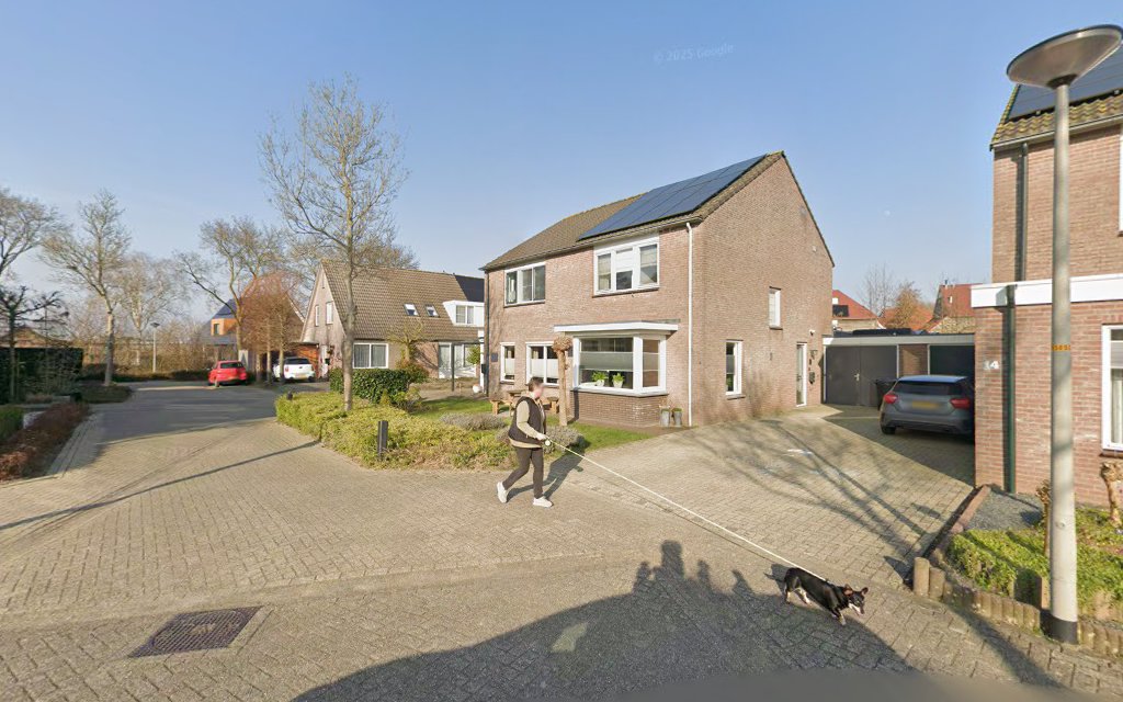 Van den Heuvel Uitvaartzorg in Beneden-Leeuwen | Uitvaartbegeleider | Vergelijk aanbieders in de regio