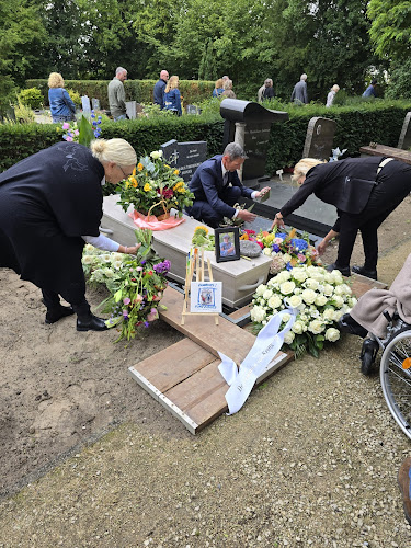 Van Gelderen & Stork Uitvaart in Abcoude | Uitvaartonderneming | Transparant en eerlijk