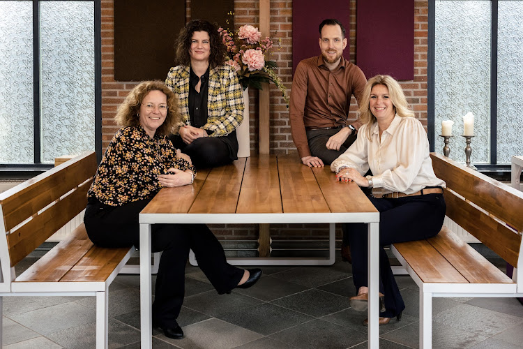 Van Gils Uitvaartzorg in Gorinchem | Uitvaartonderneming | Vergelijk aanbieders in de regio