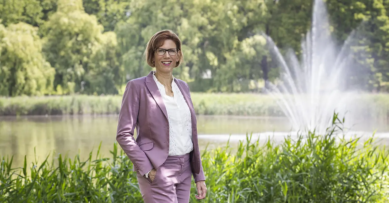 Van Kleef Vervoer B.V. in Hengelo | Uitvaartzorg | Transparante tarieven