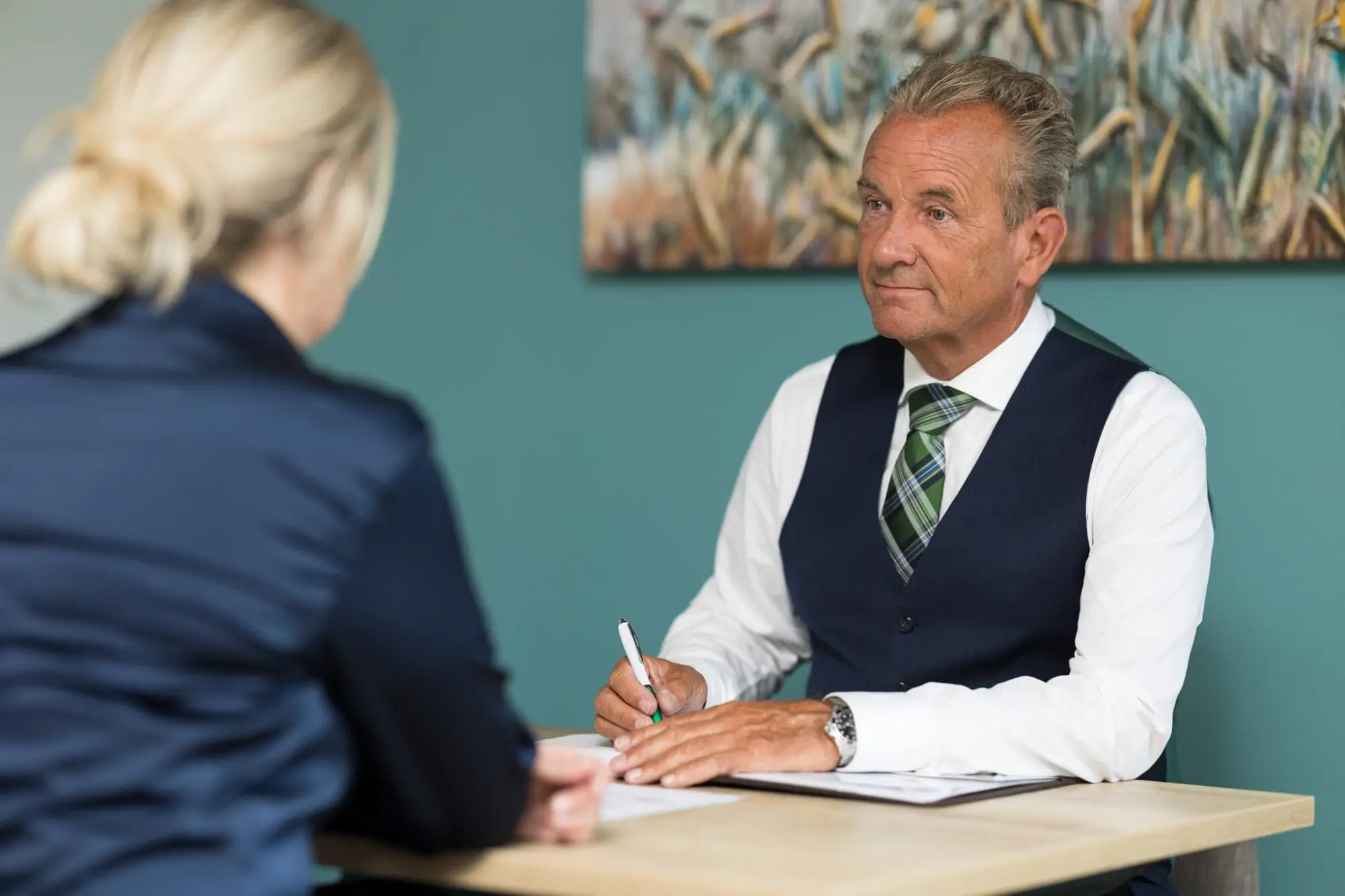 Van Wijk Uitvaartkisten - Apeldoorn | Uitvaartverzorger | Vergelijk zorg & tarieven