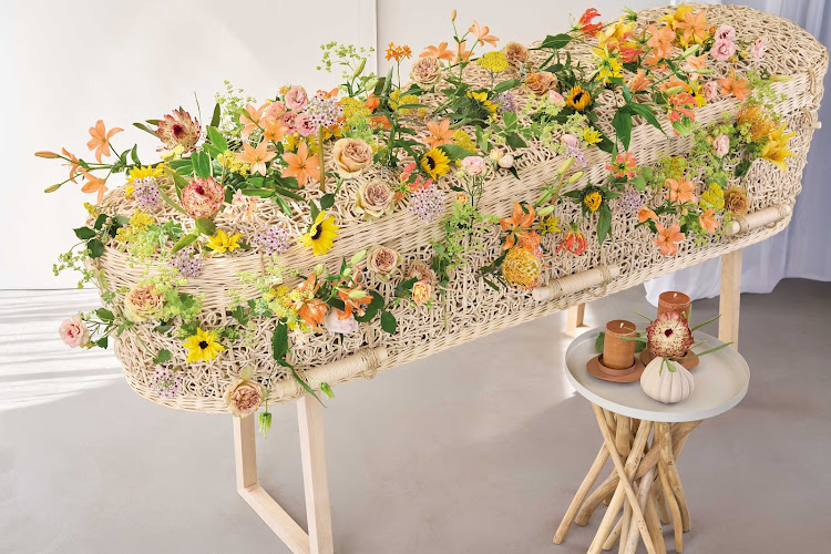 Van Wijk Uitvaartkisten - Venray | Uitvaartzorg | Uw zorggids in de regio