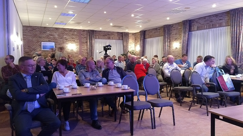 Verenigingsgebouw De Kandelaar in 's-Heerenbroek | Uitvaartverzorger | Vergelijk eerlijk