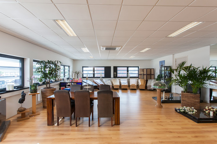 Vervaart Uitvaart in Utrecht | Uitvaartzorg | Vergelijk tarieven