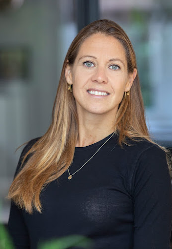 Visser Uitvaarten in Aerdenhout | Uitvaartbegeleider | Vergelijk de beste bedrijven