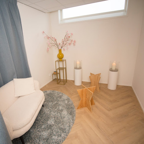 Voor Altijd Gekoesterd Uitvaartbegeleiding in Tienhoven | Uitvaartbegeleider | Bespaar door transparantie