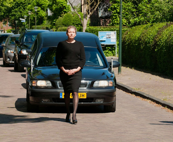 Vos Uitvaart in Loosdrecht | Uitvaartonderneming | Vergelijk diensten en tarieven