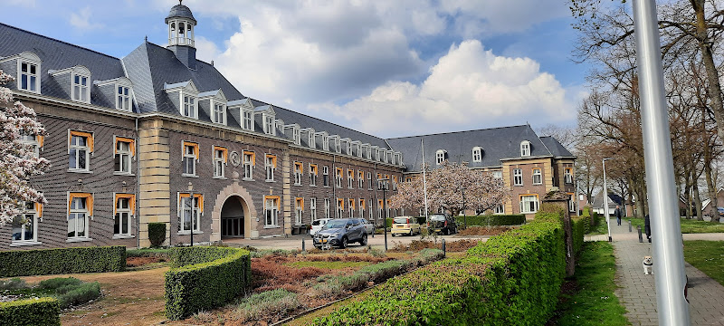 Vrouenraets Uitvaartzorg in Heerlen | Uitvaartbegeleider | Onafhankelijk vergelijker