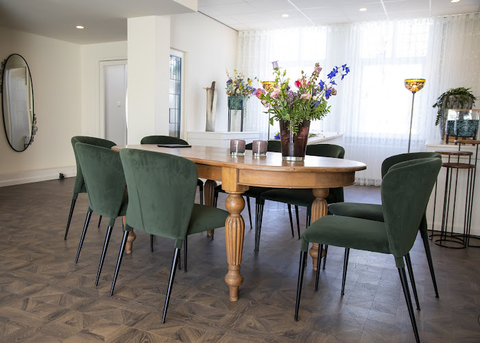 Vrouwen van Sereen in Edam | Uitvaartbegeleider | Transparante tarieven